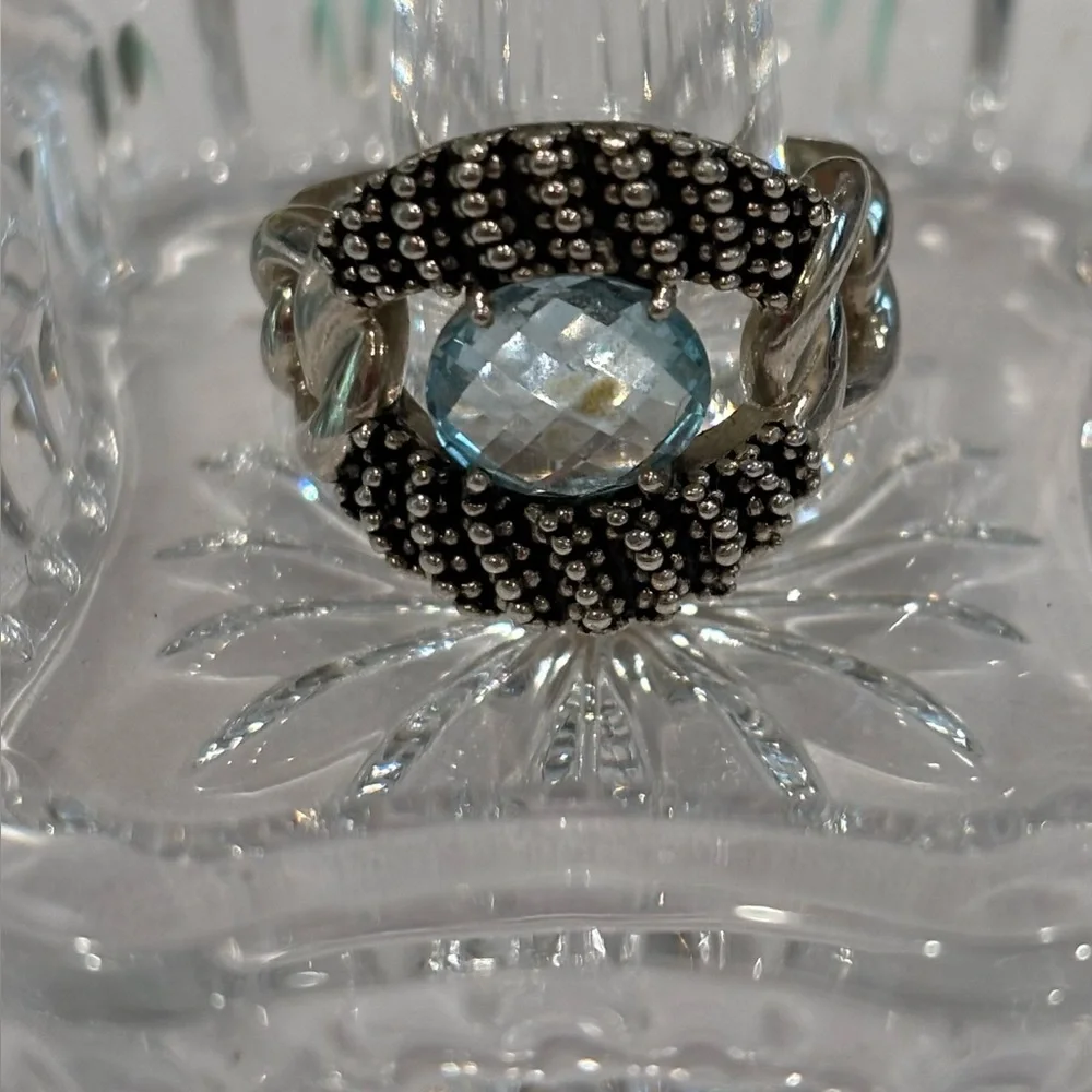 Michael Dawkins beautiful sterling and blue topaz stone. Size 8 - Picture 1 of 4